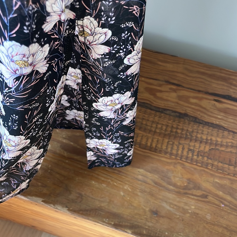 1. STATE XS Bloomsbury Black Floral Ruffle Dress - Picture 7 of 11